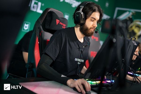 DOTA2与怪猎首次联动推出全新狩猎套装